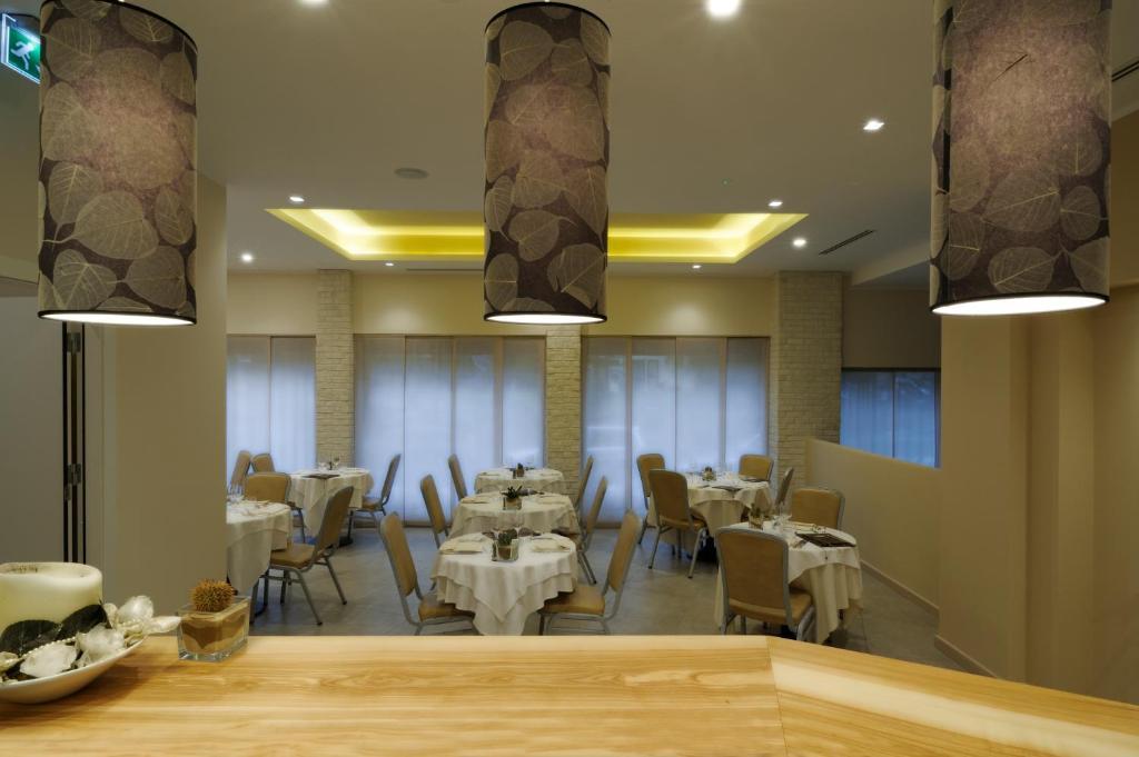Hotel Enrico アラッシオ エクステリア 写真