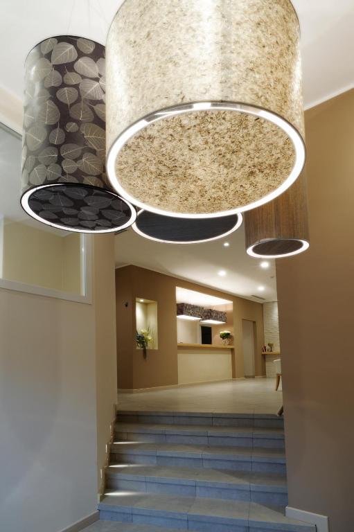 Hotel Enrico アラッシオ エクステリア 写真
